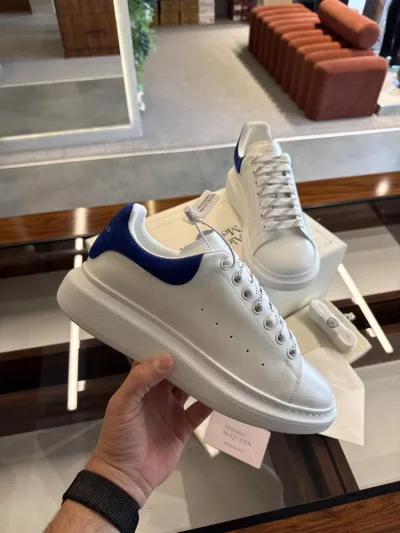 Alexander McQueen 8787