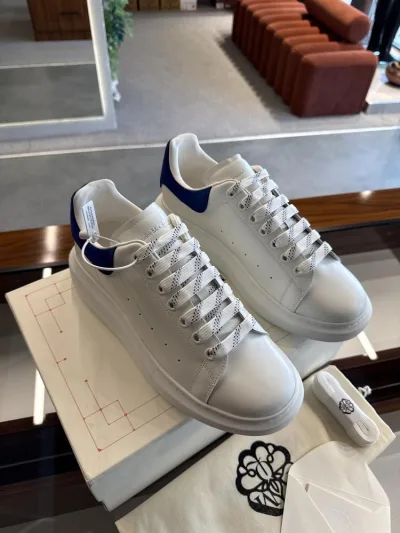 Alexander McQueen 8787