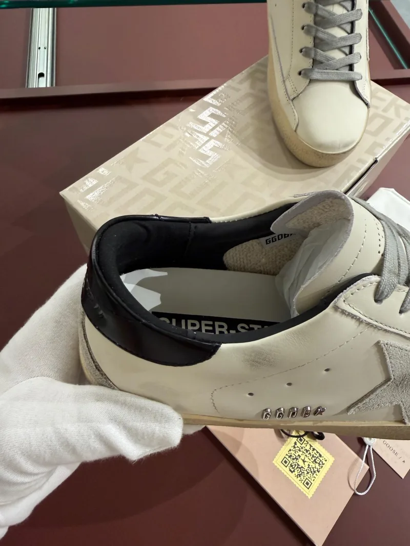 Golden Goose GDB