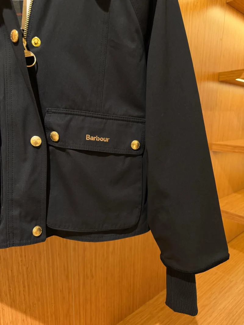 Barbour Siyah Gold Detaylı Ceket