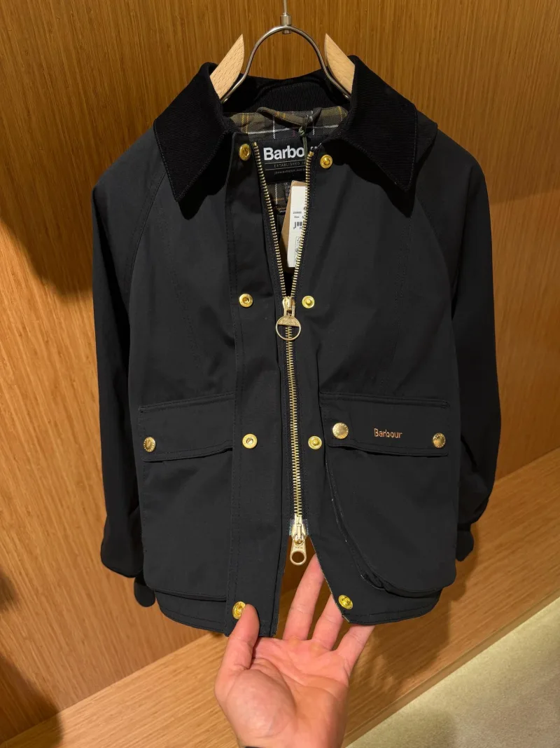 Barbour Siyah Gold Detaylı Ceket