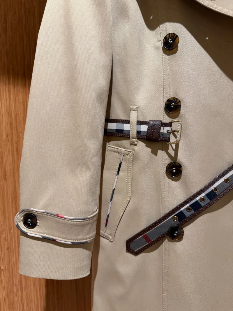 Burberry Kadın Bej Trençkot