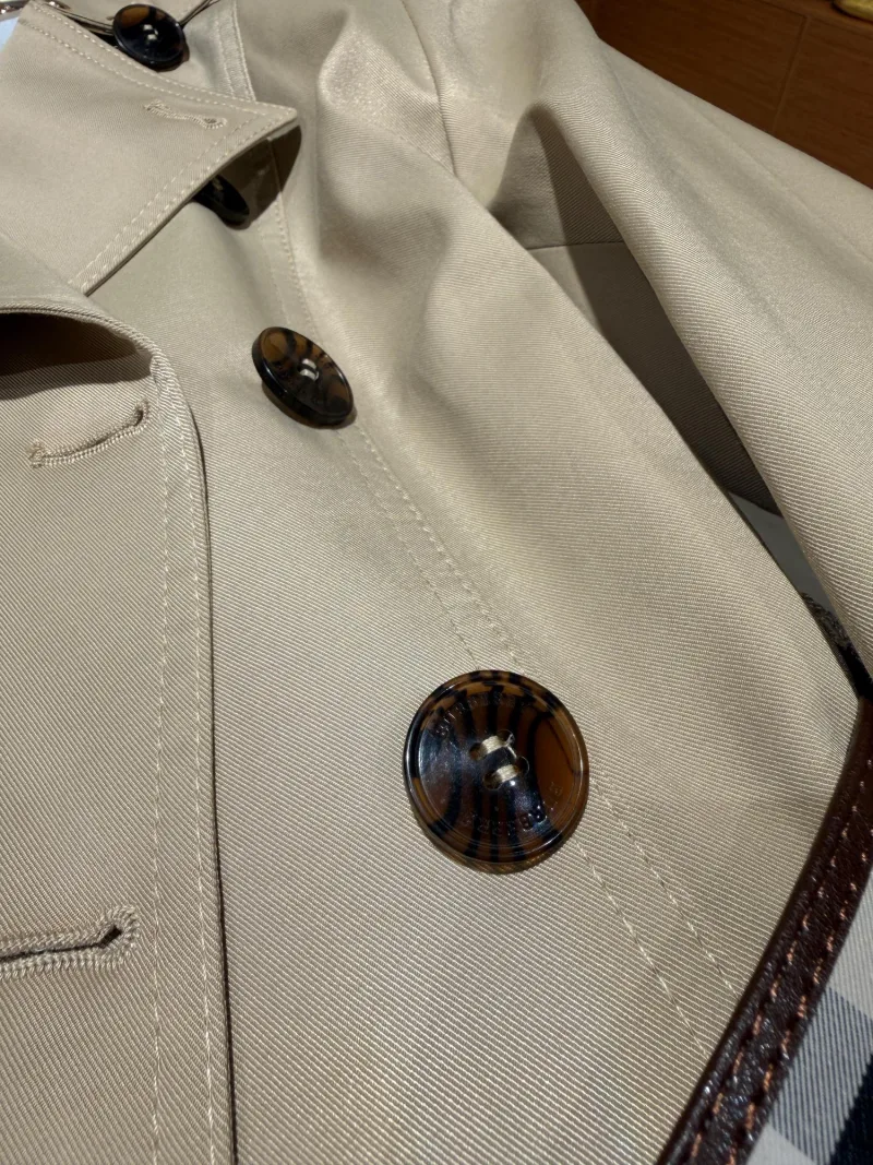 Burberry Kadın Bej Trençkot