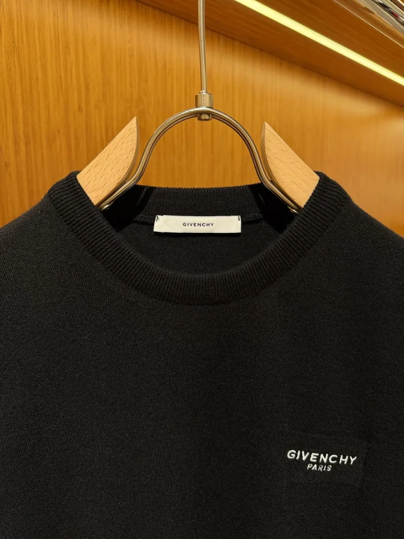 Givenchy Siyah Triko