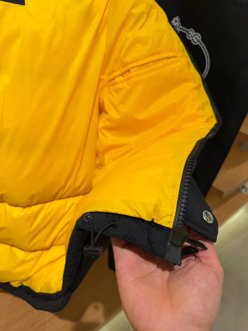 Prada Siyah Puffer Mont