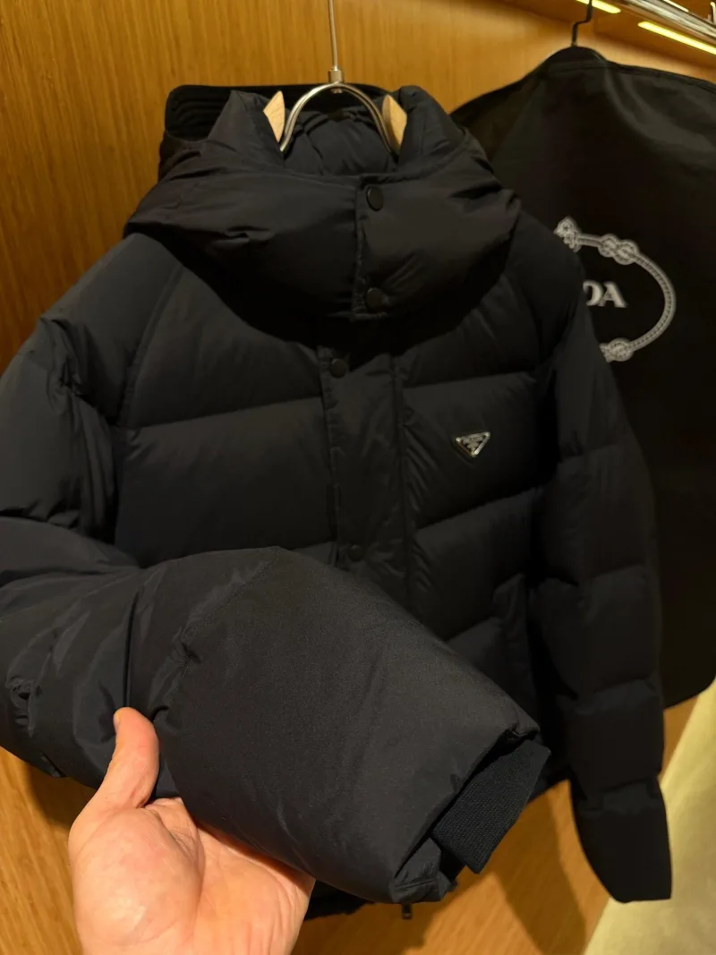 Prada Siyah Puffer Mont