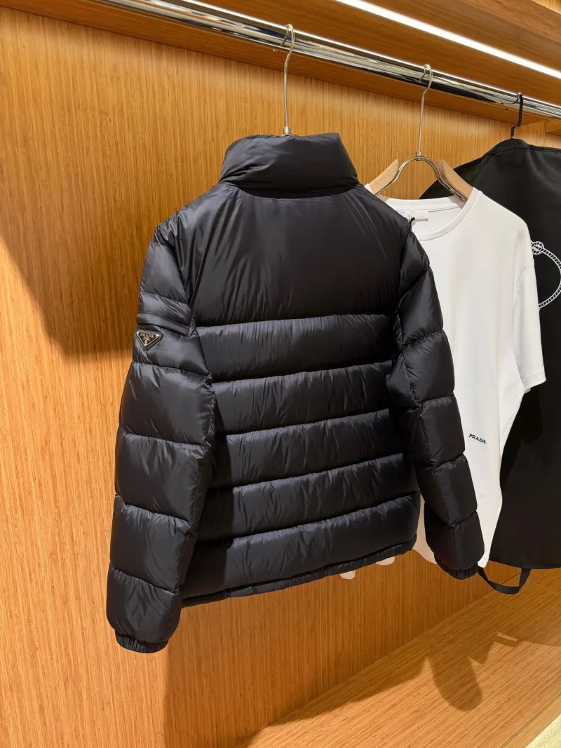 Prada Mont