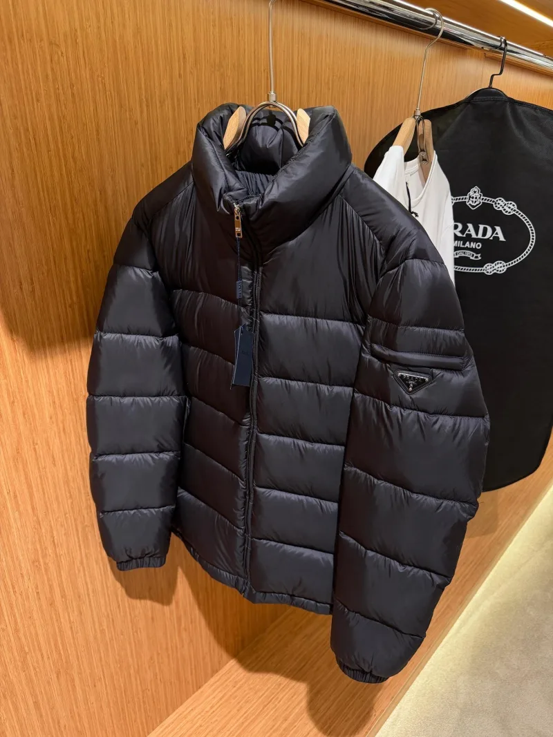 Prada Mont