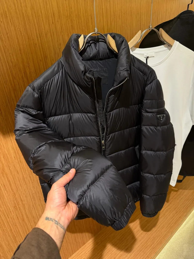 Prada Mont