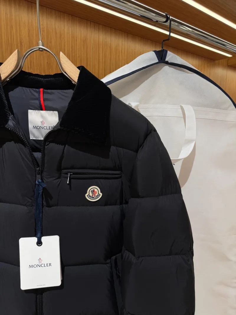 Moncler Ceket