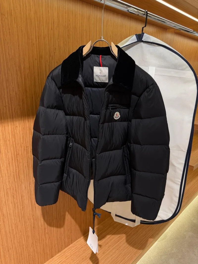 Moncler Ceket
