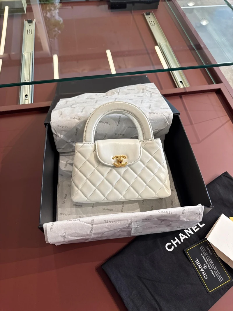Chanel çanta B