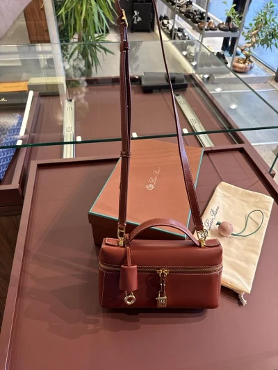 Loro piana Extra Bag L23