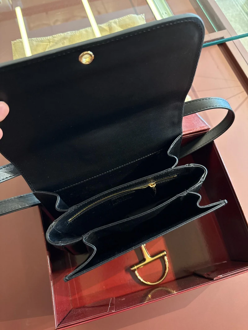 Gucci Siena Body Bag