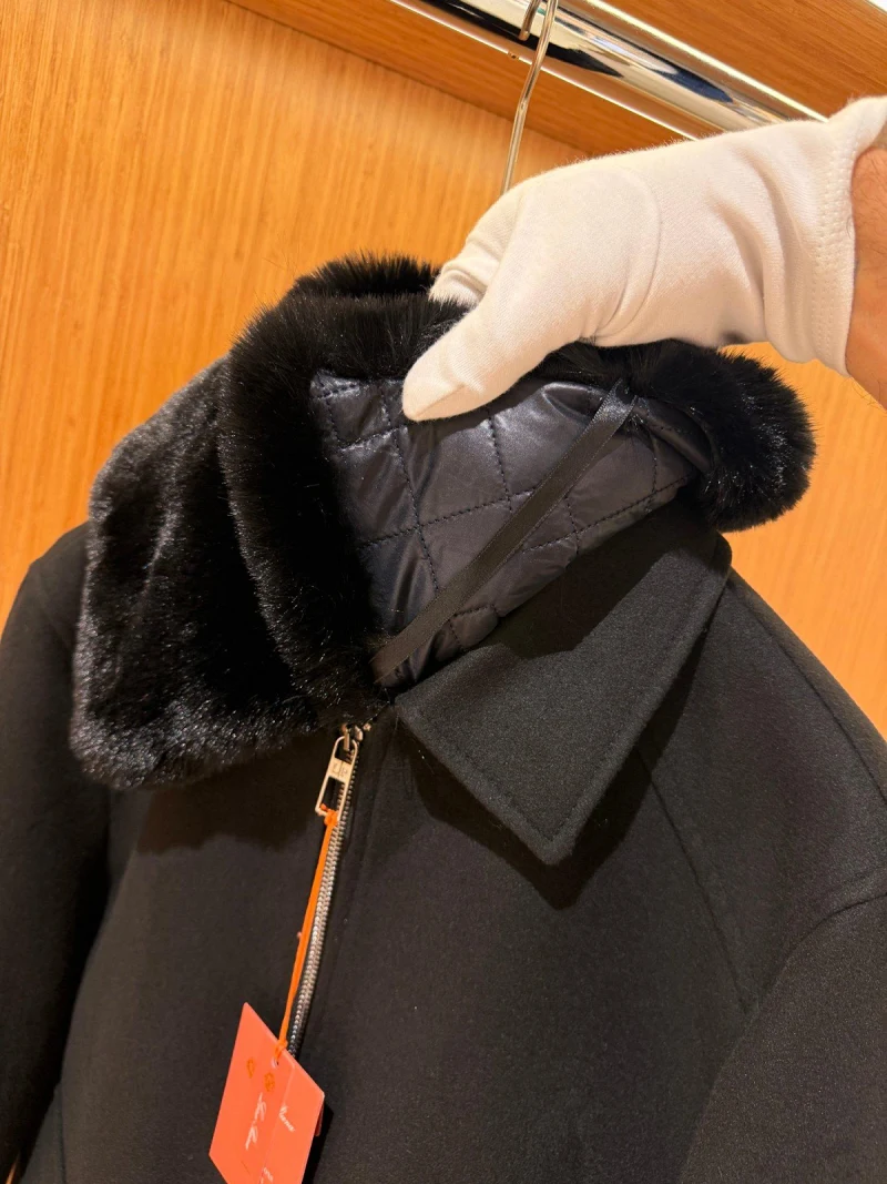 Loro Piana Kürk Yaka
