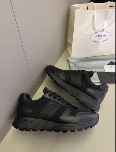 Prada siyah logo sneakers