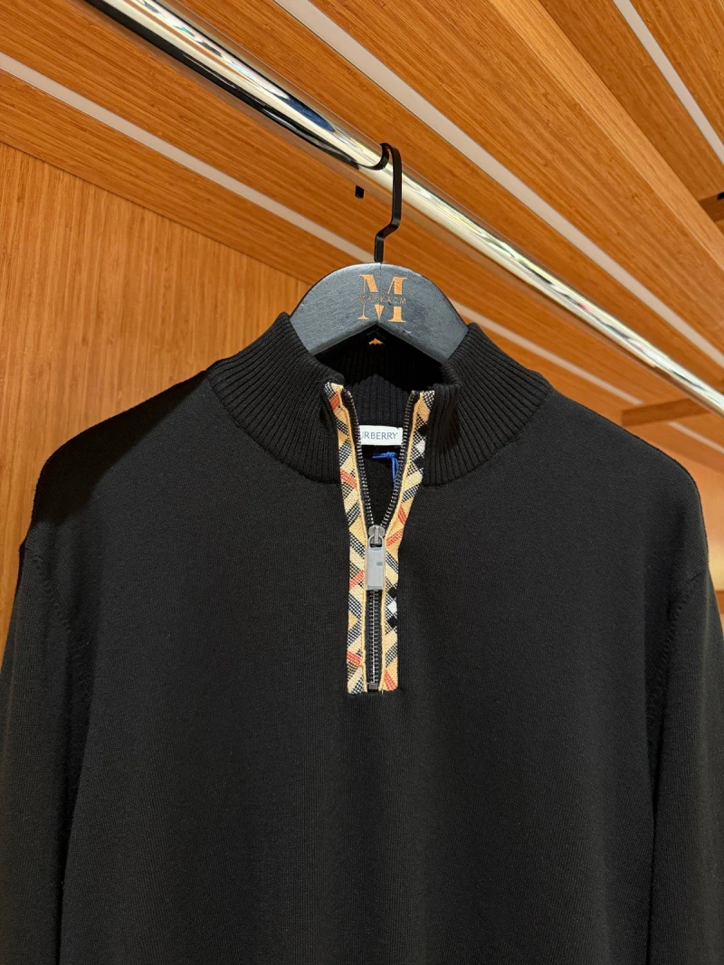 Burberry Siyah Yarım Fermuar