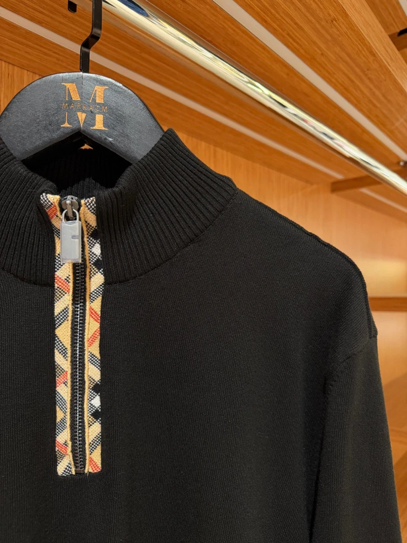 Burberry Siyah Yarım Fermuar