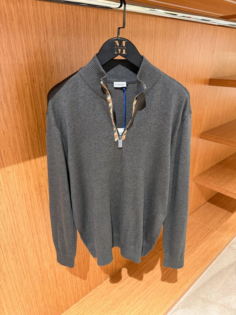 Burberry Gri Yarım Fermuar