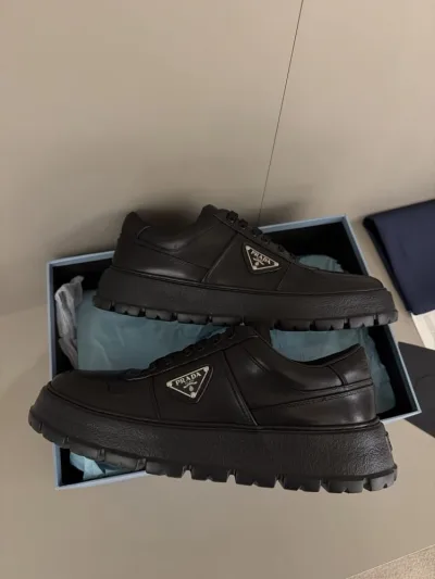 Prada Siyah Deri Ayakkabı