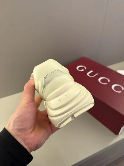 Gucci Krem