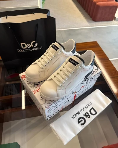 Dolce Gabbana Sneaker new