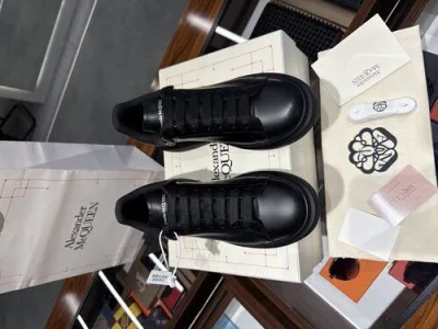Alexander McQueen (fermuar)