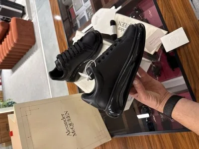 Alexander McQueen SŞ99