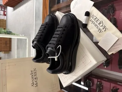 Alexander McQueen SŞ99