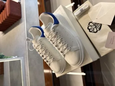 Alexander McQueen 8787