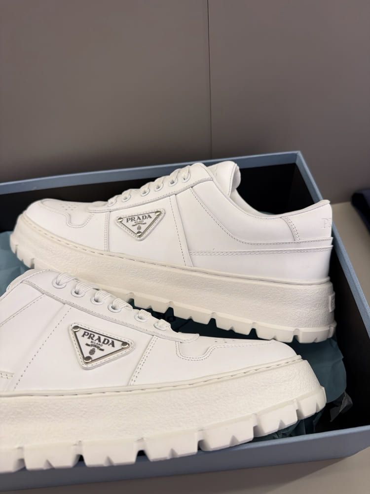 Prada Beyaz Deri Ayakkabı