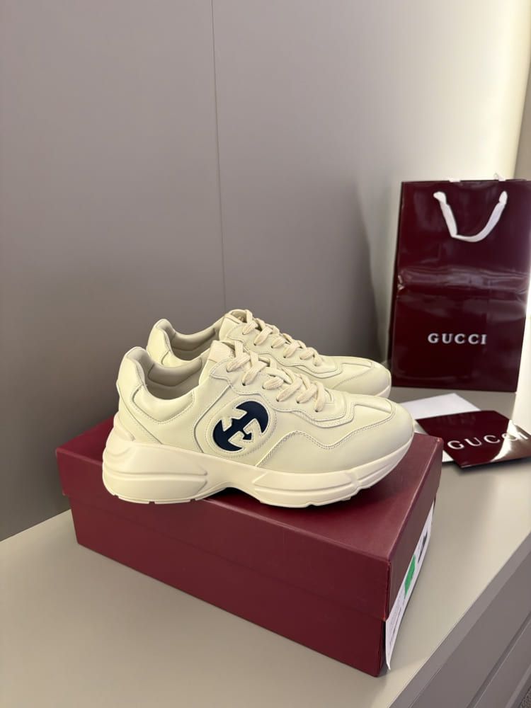 Gucci Krem