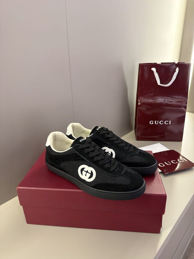 Gucci sneakers