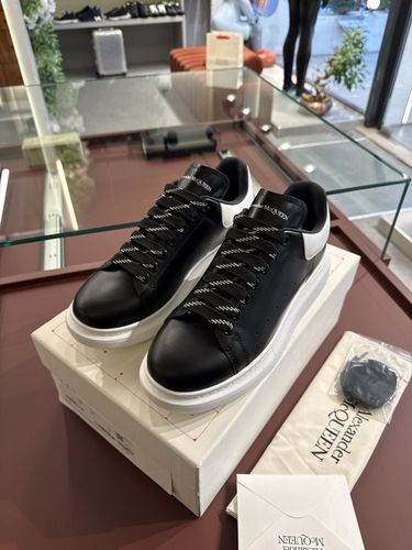 Alexander McQueen-SBT9076