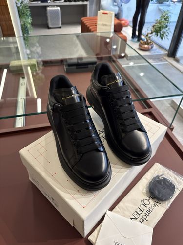 Alexander McQueen-mc01