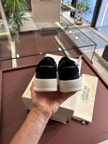Alexander McQueen BS99