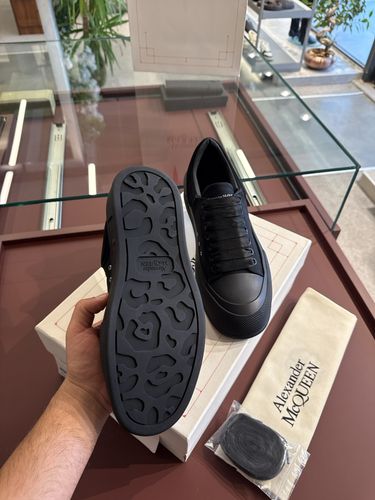 Alexander McQueen FS101