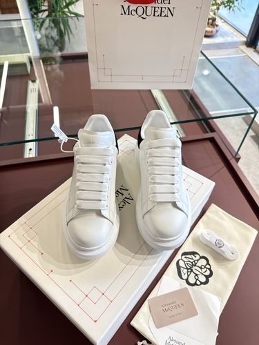 Alexander McQueen süet-312